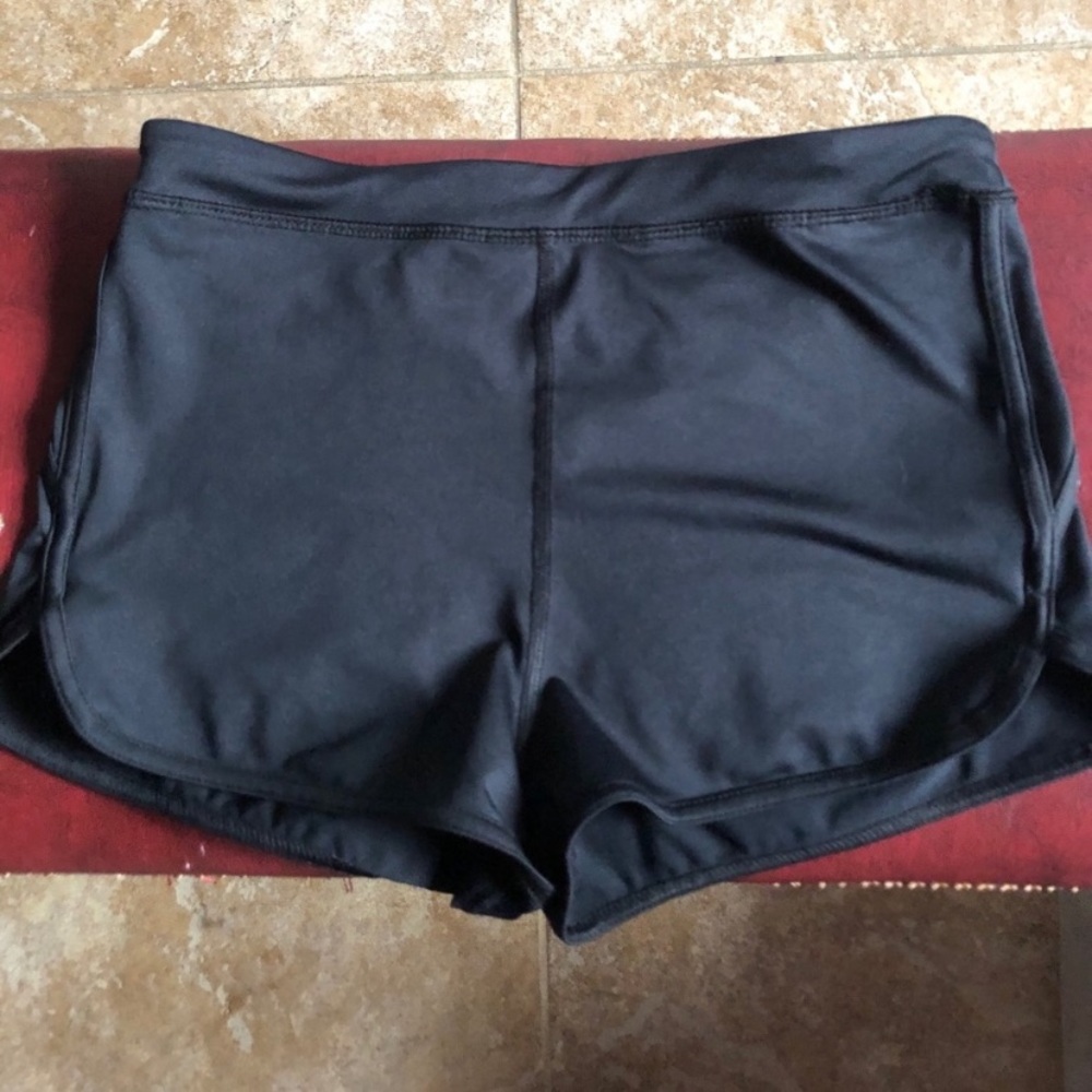 Forever21 ACTIVE SHORTS!!